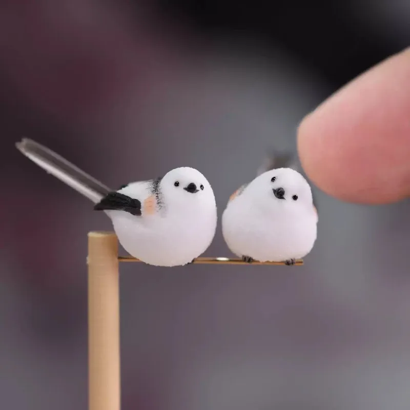 FallenVex Store Mini Long‑Tailed Tit Figurine, Tiny White Bird Model for OB11 BJD Dollhouse Scene Shooting Layout Ornament