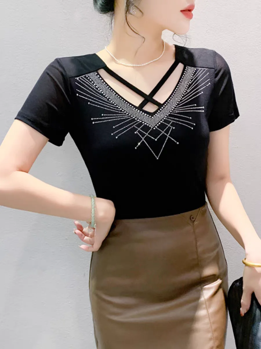 2024 Summer New Fashion Mesh T Shirt Female Short Sleeve Diamonds Cross Bandage V Neck Slim Tshirts Tops BH6167