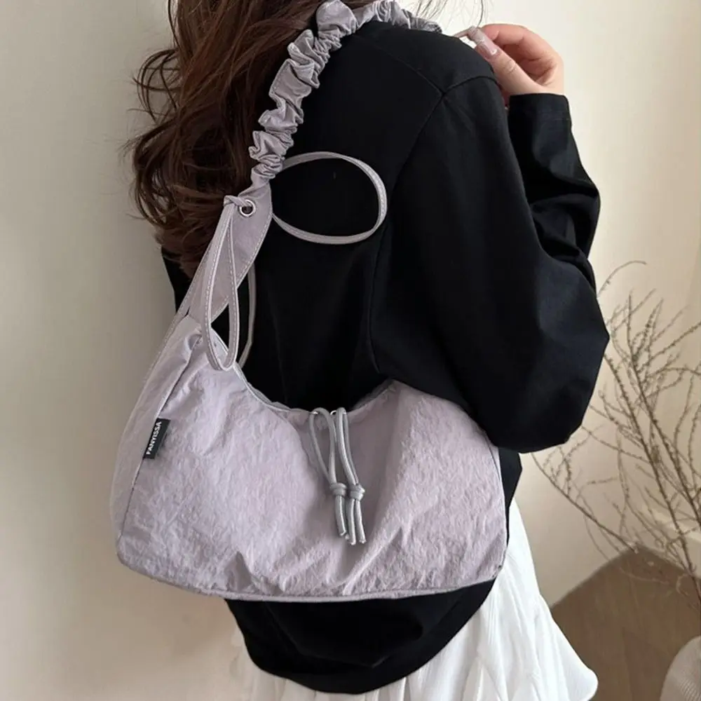 

Fashion Lightweight Pleated Dumpling Bag Versatile Nylon Drawstring Bag Casual Large Capacity Women's Shoulder Bag Girls