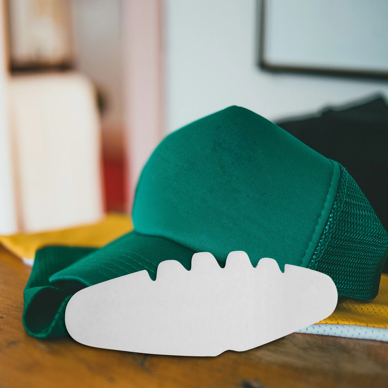 

50pcs Paperboard Hat for Baseball Caps Flat Top Hats Shape Retention Lightweight Material Bumper Liner White Brim