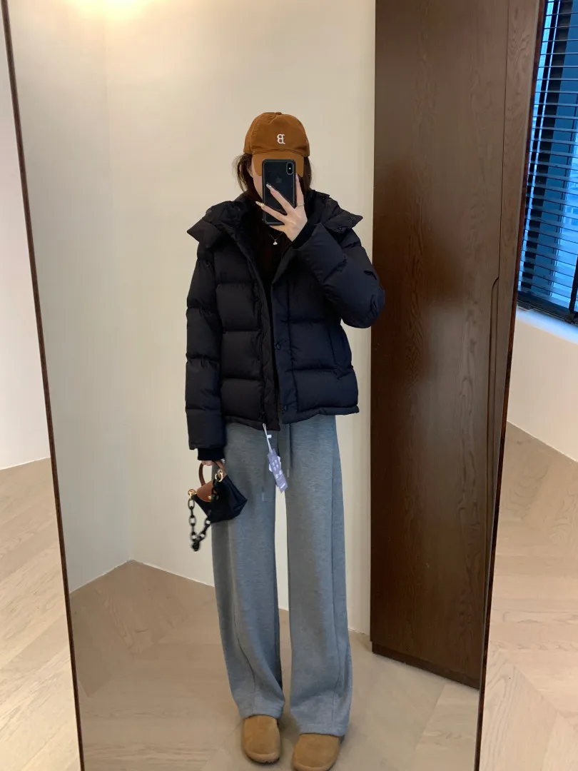 Three proof standing cut detachable hooded lightweight and warm waist down jacket
