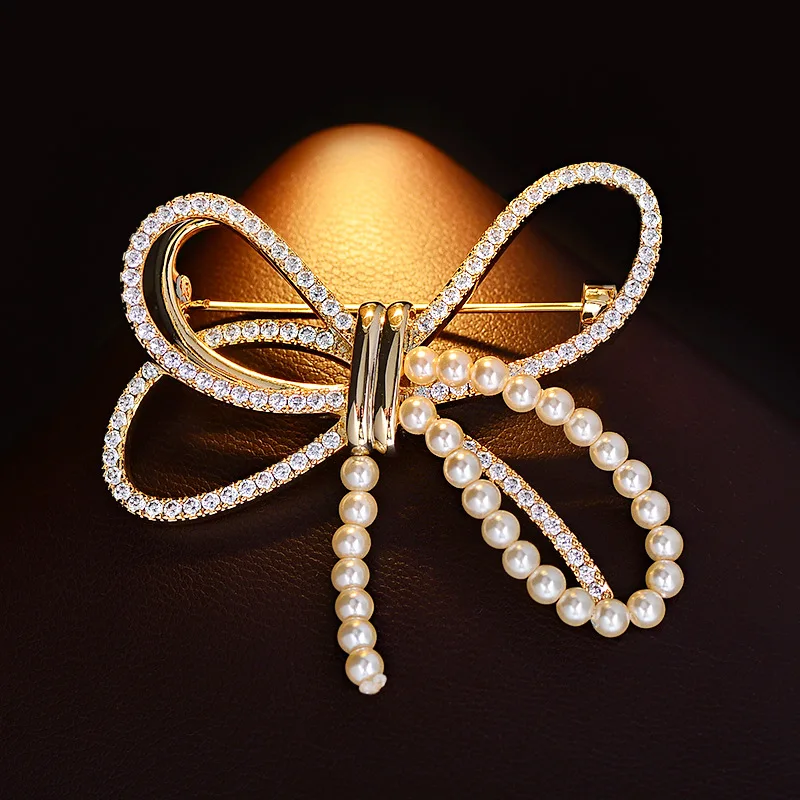 

New Fashionable Elegant Pearl Bow Brooch High-end Light Luxury Design Micro-inlaid Zircon Exquisite Versatile Accessories Pin