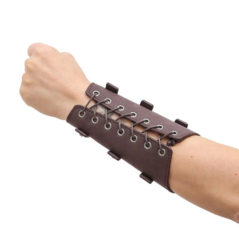 1PC アームバンドコスプレ小道具ガントレットリストバンド安全ストラップバックルブレイサーバイキングブレイサーレザーパンクアームガード