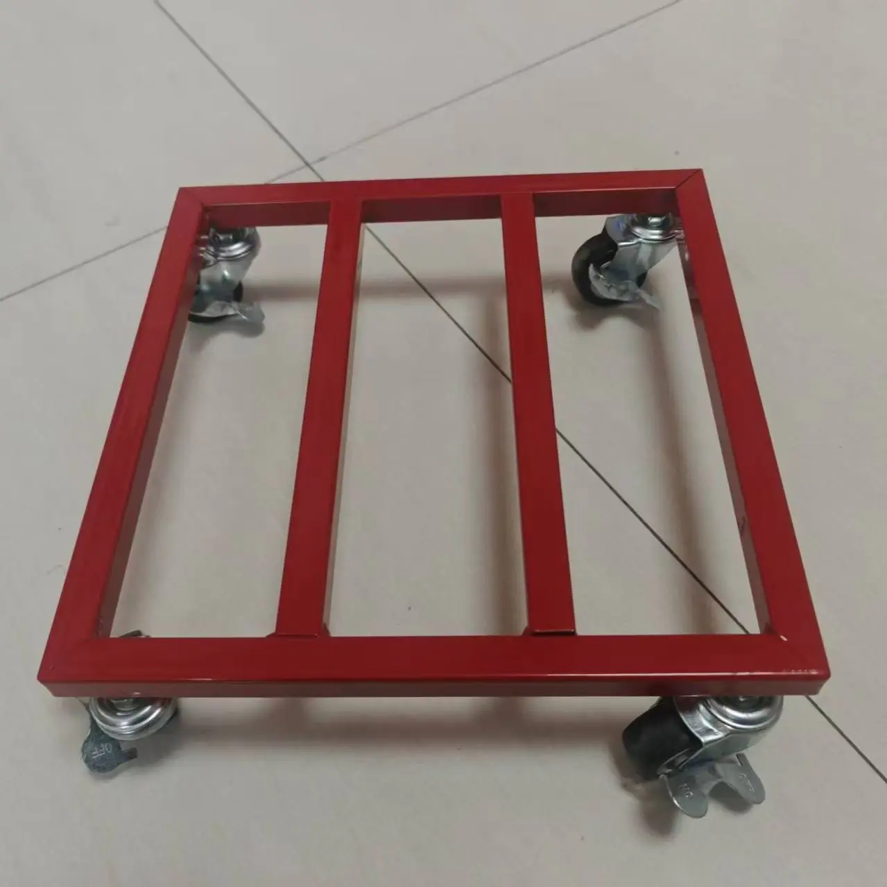 2026 Super-stable flower pot moving tray reinforced with moving tool with wheels and square shape, durable.
