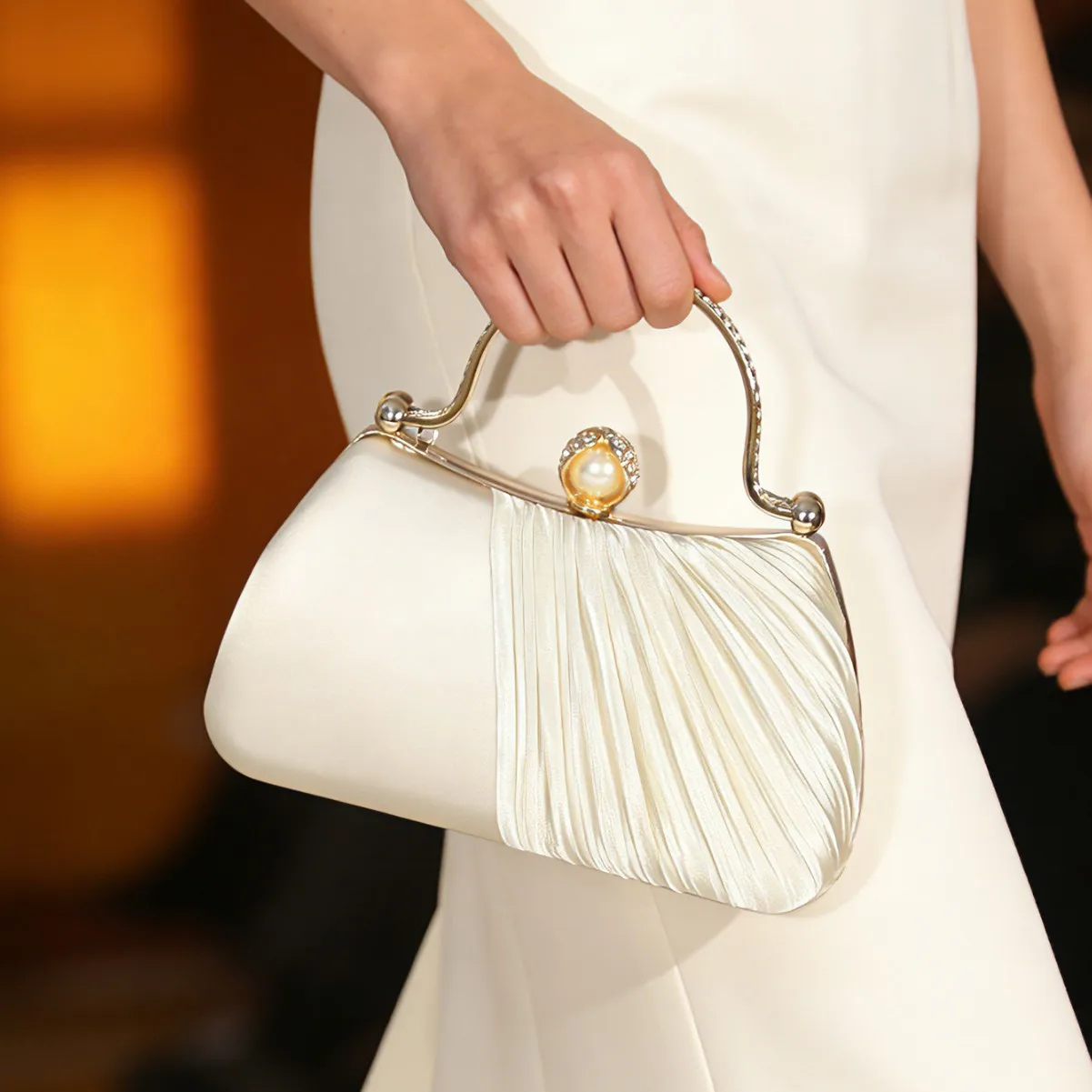 Temperament Pleated Satin Evening Bag Celebrity Dinner Handbag Chinese Cheongsam Bag Texture Banquet Handbag