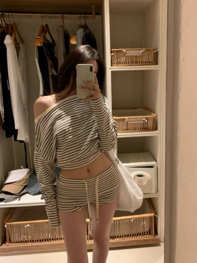 

Новая летняя женская домашняя одежда Sweet Sle Long Sve oulder Ортовые полосатые свободные брюки в полоску, корейская версия