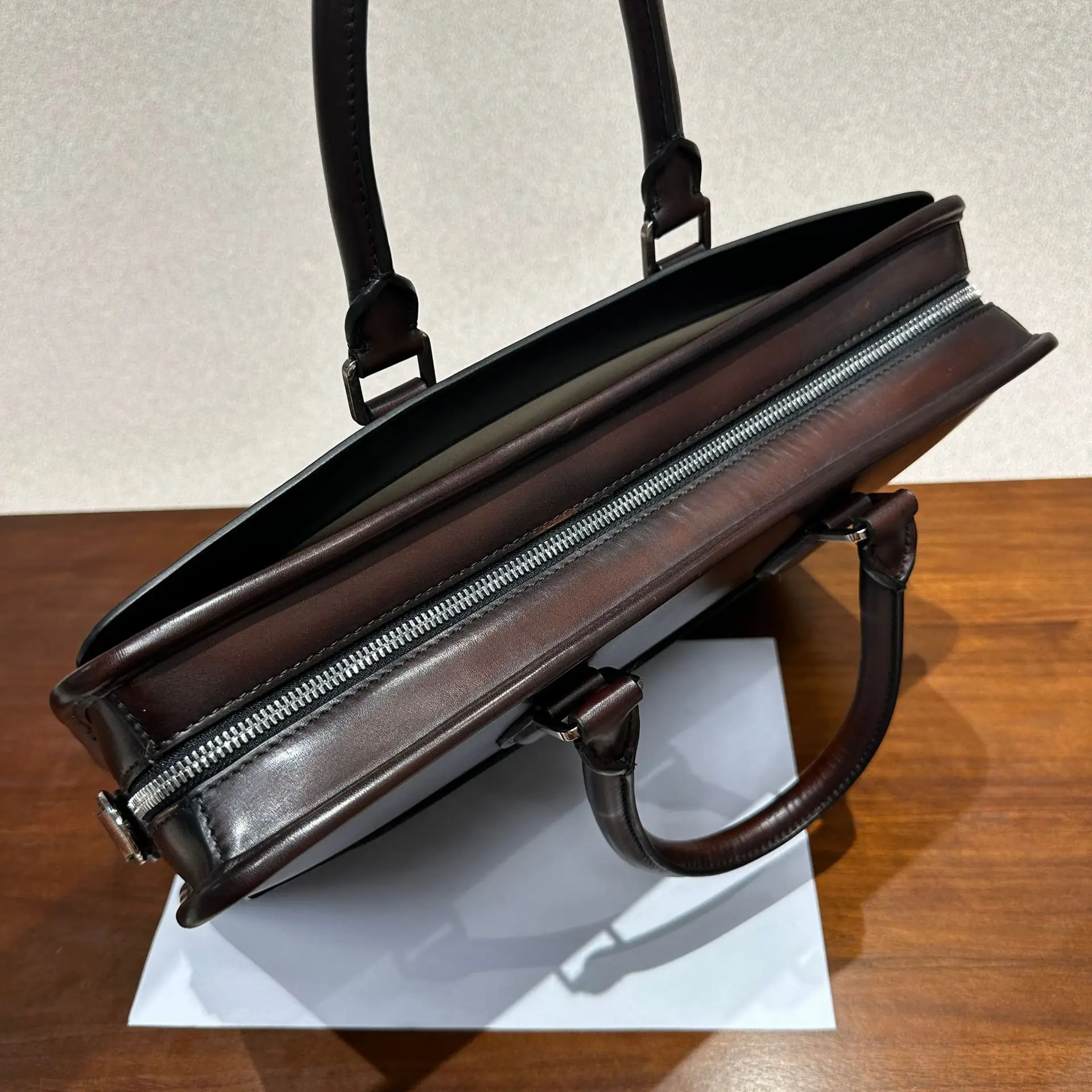 Premium Vintage Men's Briefcase, Large Capacity Top-Handle Bag, Imported Calfskin Leather, Handcrafted with Traditional Hand-Pai