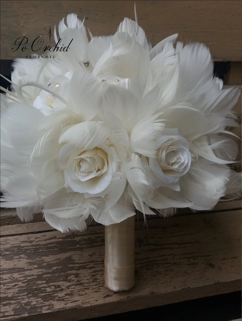 

PEORCHID Classic Ivory Feather Gatsby Wedding Bouquet Feather Rose Bugue De Noiva Artificial Bridal Marie Flower Bouquet