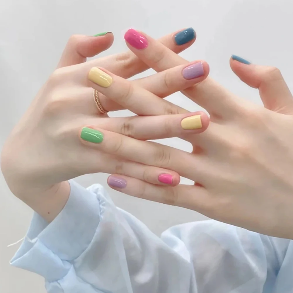 Unhas acrílicas falsas para a temporada de verão, bonito, doces, amarelo, verde, roxo, azul, rosa, dicas curtas, falso, ongles, pressione