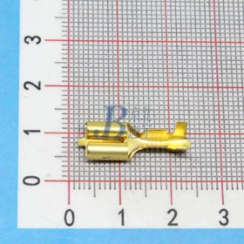 100PCS Original genuine Connector 8240-4438 For Car Smart Electronic Devices Automobile 100% brand new