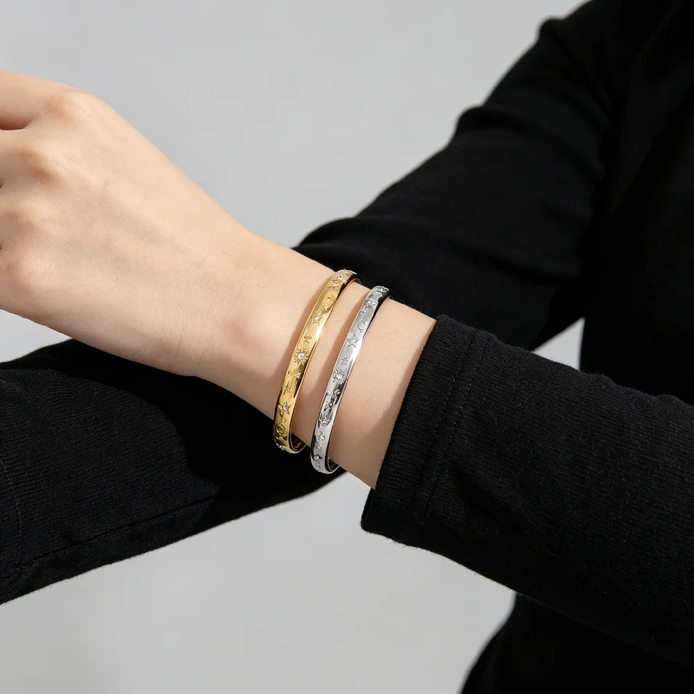 1 Set Greatera Herren- und Damenarmband aus Edelstahl mit Stern- und Mondmotiv, trendiges zweifarbiges Zirkon-Armreif-Set, Party, klassischer, wasserdichter Schmuck – Detail 5