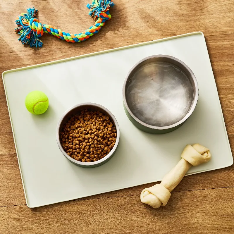 Large Silicone Pet Feeding Mat, Beige, 23.5