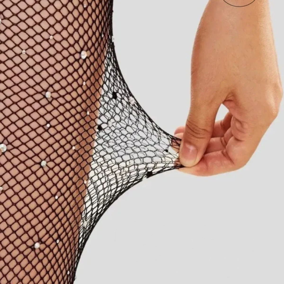 Pantyhose jala hitam bergaya goth dengan aksen hollow-out, stocking imitasi suspender, stocking jala goth seksi.