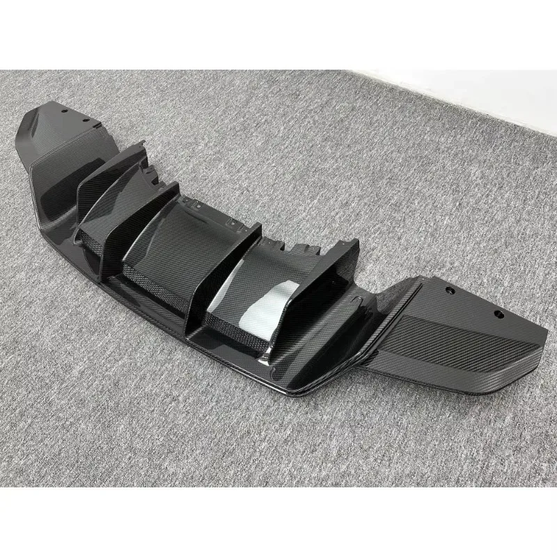 

For Modified P-style Dry Carbon Fiber Rear Diffuser Rear Lip Body Parts for R8