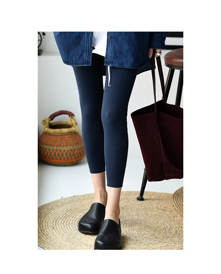 K17009 Comfortable Elastic Slim-Fit Leggings with Hidden Pockets and Wide Waistband for Tummy Control, Suitable for Women to Wear in All Seasons