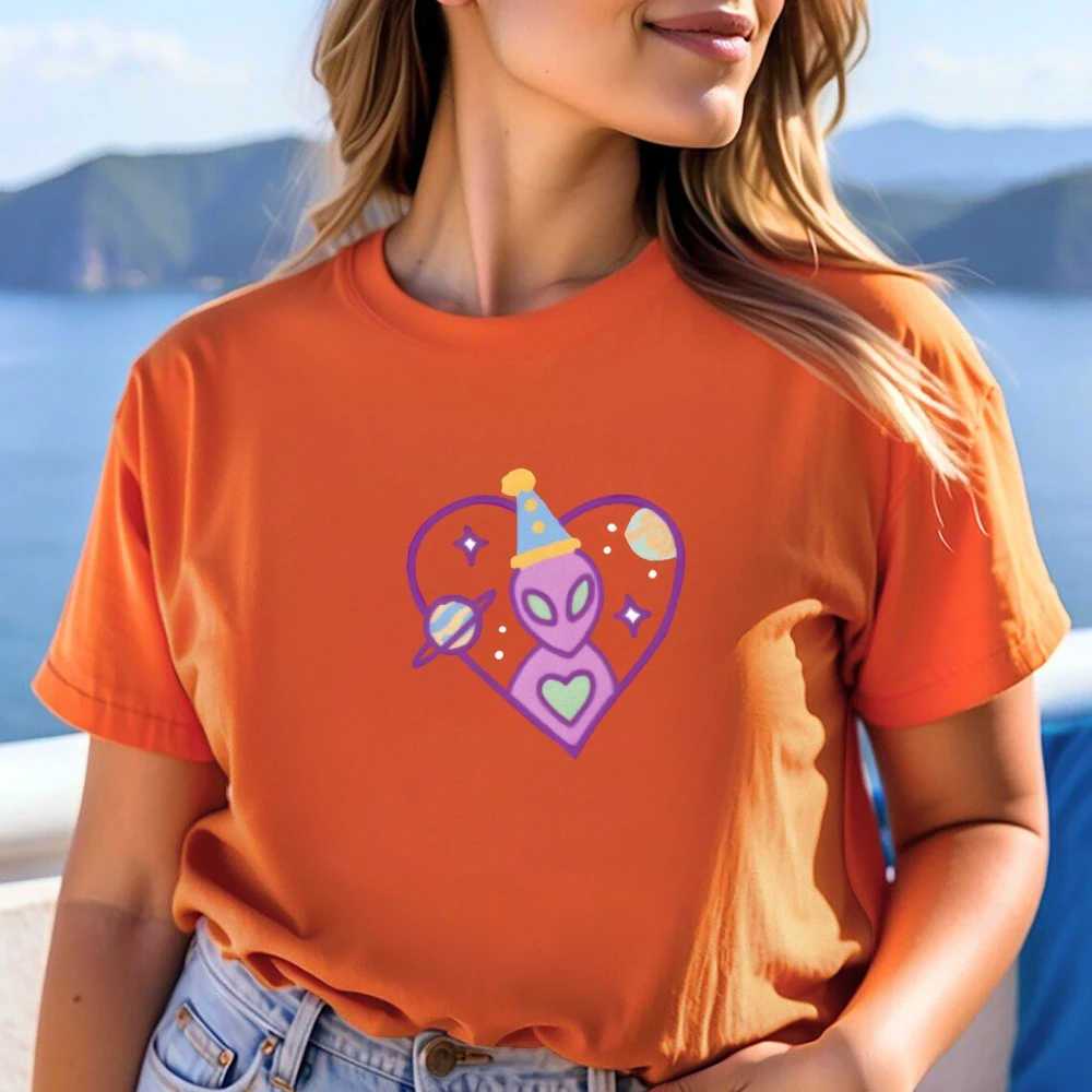 

Y2K Inspired Women's Cotton T-Shirt Retro Graphic Design Casual Loungewear CartoonTee Breathable Everyday Top Staple Piece Jeans