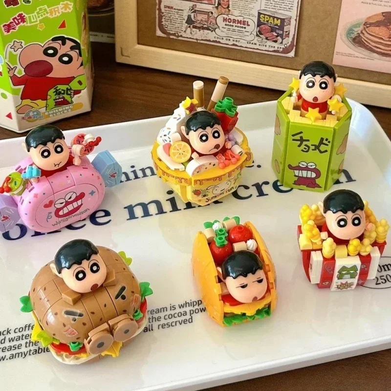 Crayon Shin-chan Building Blocks Cartoon Assembly Toys Food Popcorn Hamburger Ice Cream Model Desktop Ornaments Birthday Gift