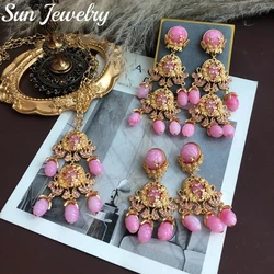 Vintage Pink Long Cutout Necklace Earrings Set Victorian Style Dangle Earrings High Quality Luxury Sweater Chain Women Jewelry