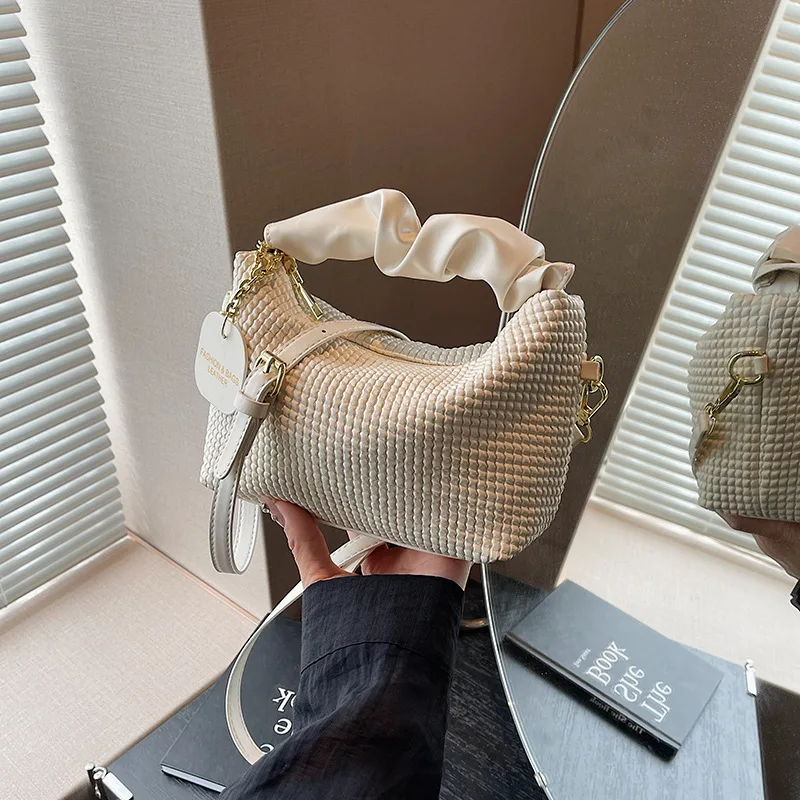 

2025 Versatile Shoulder Bag Minimalist Top Handle Purse for Women Simple Crossbody Tote Casual Day-to-Night Bag, Chic Sling Bag