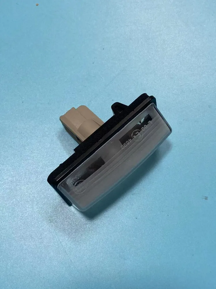 1 шт., подсветка заднего номерного знака для Nissan TIIDA ALTIMA