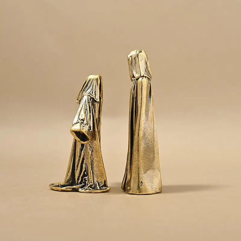 Mini-Schleiermann-Figur ohne Gesicht, Vintage-Messingstatue, kleines Dekorationsstück für das Arbeitszimmer, Schreibtisch, Weihnachtsgeschenk – Detail 5