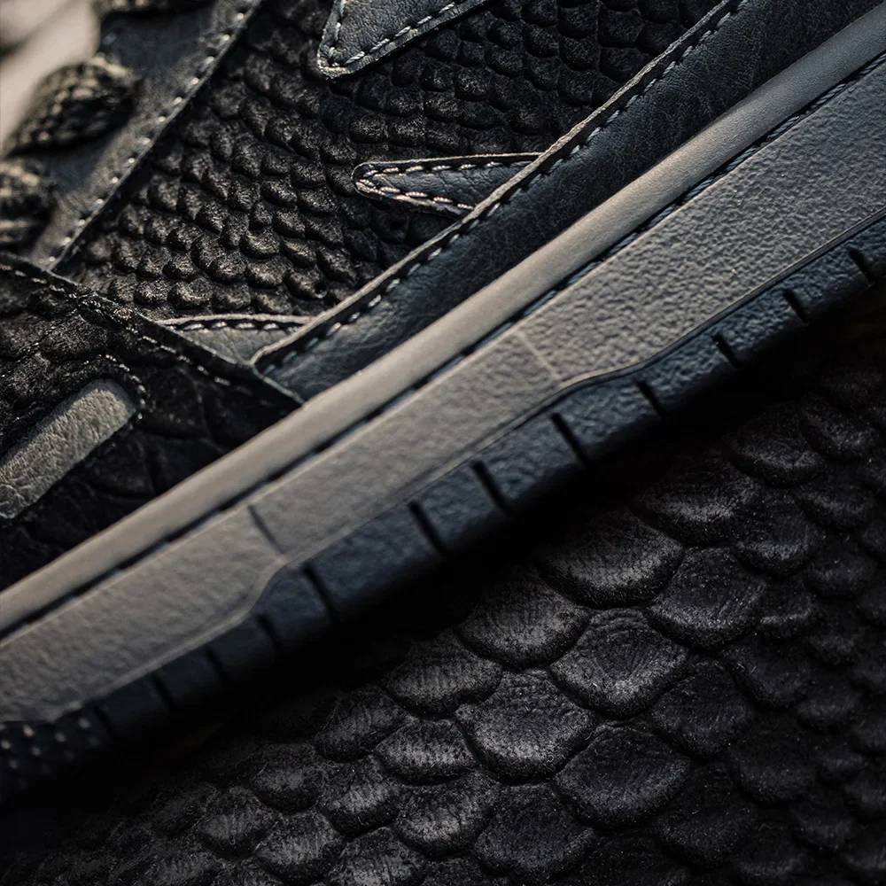Men's Black Snake Print Low-Top Sneakers - Casual Flat Sole