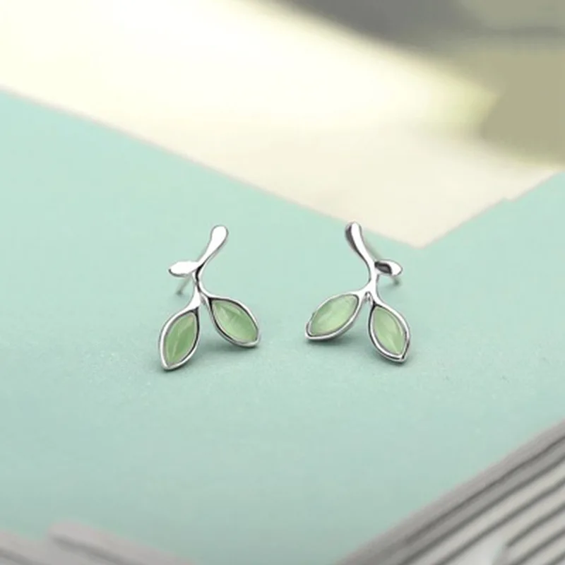 VENTFILLE 925 Sterling Silver Green Leaf Earrings Female Opal Sweet Small Fresh Leaf Earrings Fashion Simple Jewelry Gift