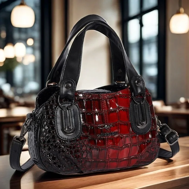 Leather Crossbody Bag Women's New 2024 Explosive High Appearance Level French Handbag Middle-aged Mother Bag Shoulder Bag