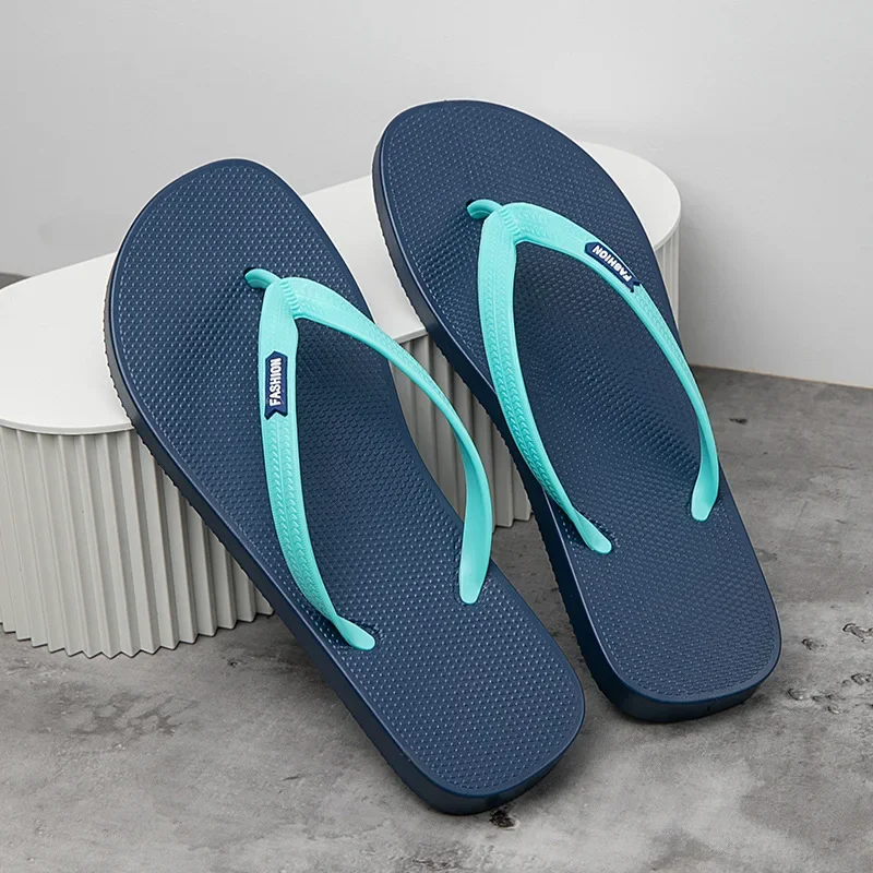 2024 Flat-bottomed Bathing Wear-resistant Slippers Summer Beach Shoes Men Slippers Sandals Fashion Flip-flops Men Wear Simple