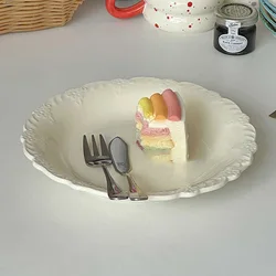 Embossed Ceramic Snack Plate French Dinner Tray Afternoon Tea Dessert Dish Light Luxury Kitchen Tableware 20cm