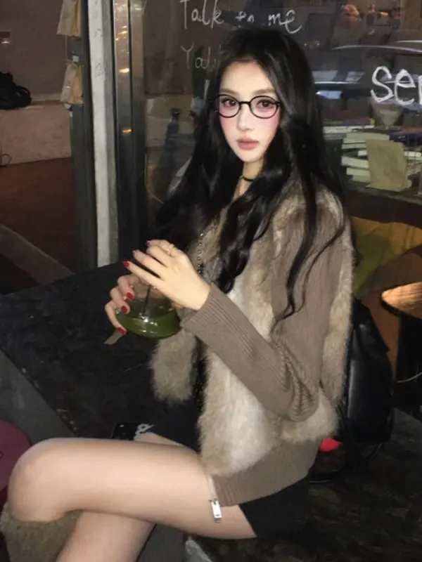 

Ретро-куртка в американском стиле с меховой отделкой и воротником-стойкой, имитация двухслойного пальто, элегантный топ для женщин, зима 2026