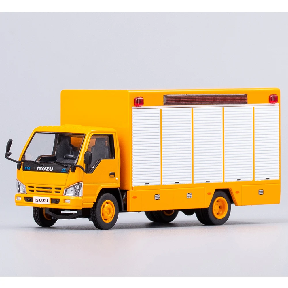 GCD 1/64 ISUZU 4K pojazd inżynieryjny wykrawanie przeszkód Model pojazdu Diecast kolekcja samochodów stacja zabawek z pudełkiem ekspozycyjnym prezenty