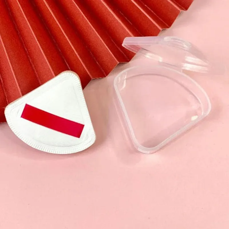 1pc Travel Makeup Puff Box, Triangular & Clear, Portable Organizer for Sponges, Leakproof, Transparent Storage Case