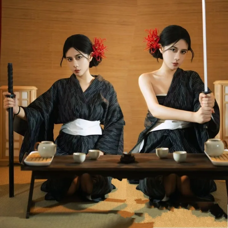 nouvelle-robe-kimono-traditionnelle-samourai-studio-photo-bla-street-princ-japonais-sle-voyage-photoaphy-ethnique-vetements-pour-hommes