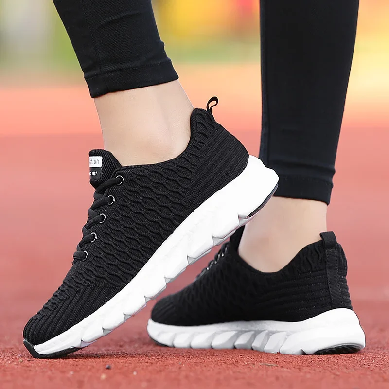 Women Mesh Sneakers Summer Breathable Women Flat Shoes Lightweight Casual Shoes Ladies Lace-up Deportivas Mujer Chaussures Femme