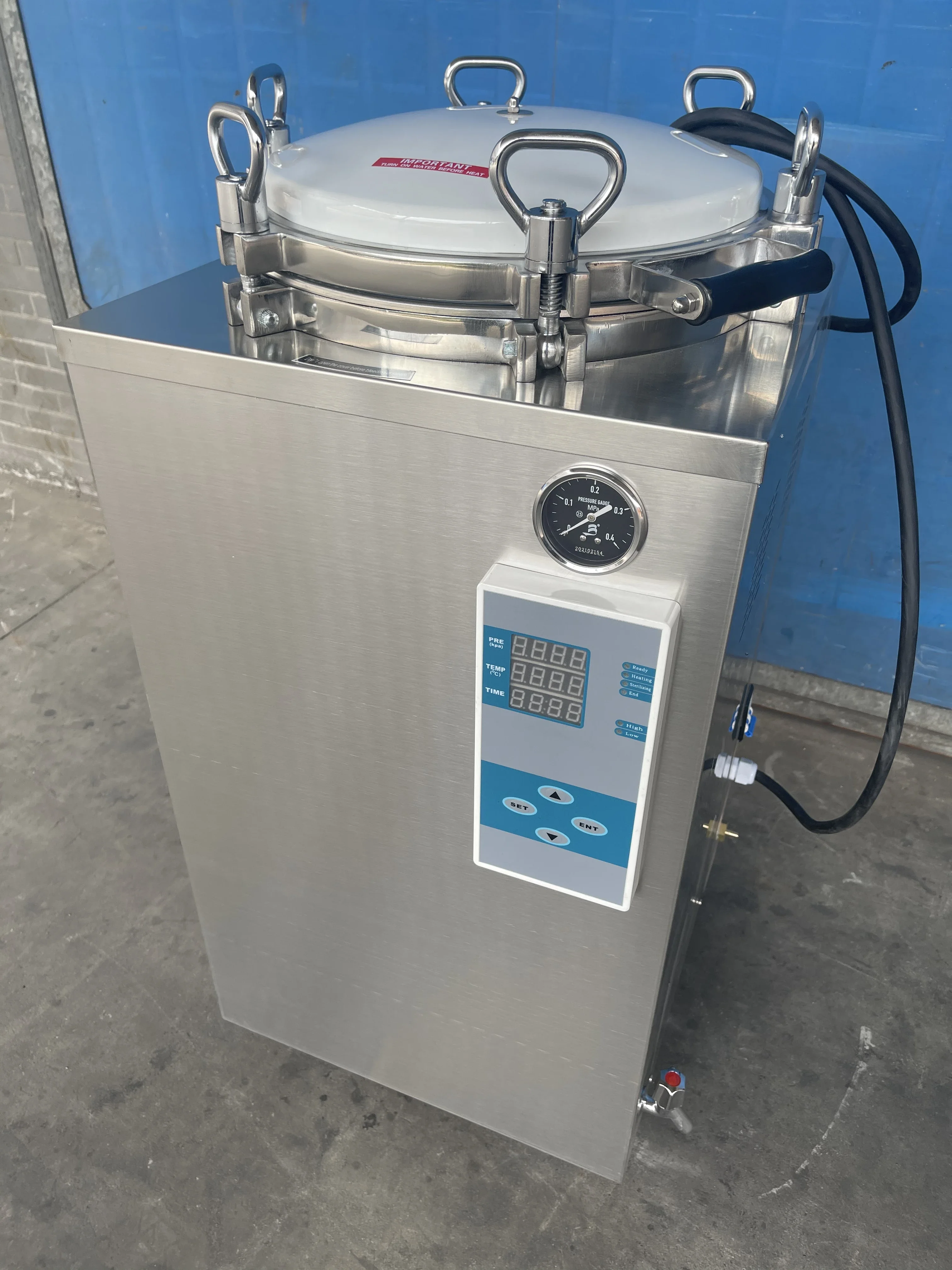 أوتوكلاف عالي الأمان 35L 100L 150L معقم بخاري عمودي عالي الضغط أوتوكلاف