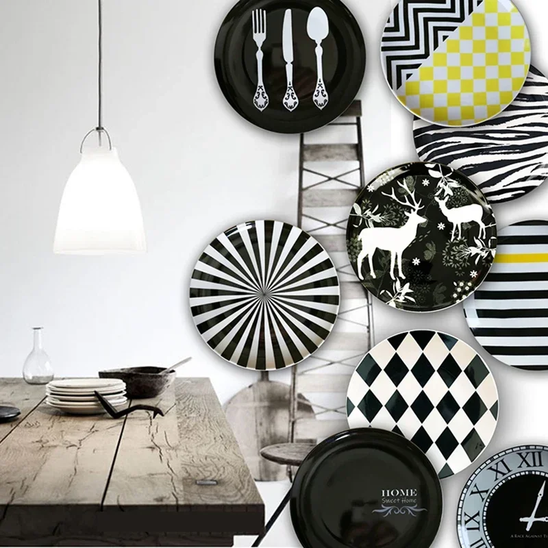 

Creative Black and White Ceramic Decorative Wall Hanging Plate Art Plate Home Restaurant Decoration Background