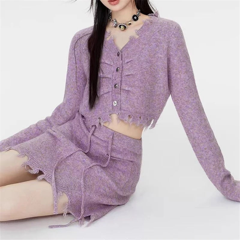 

Sweet Hot Girl Suit Women's Autumn and Winter Slim Fit V-neck Knitted Cardigan High Waisted Mini Skirt Fashion Two-piece Set