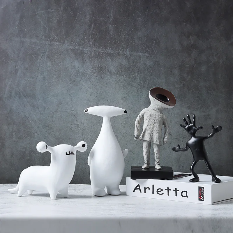 

Abstract Cartoon Resin Sculpture, Modern Art Sculpture Model, Desktop Decoration, Home and Garden Decoration Crafts, Gifts