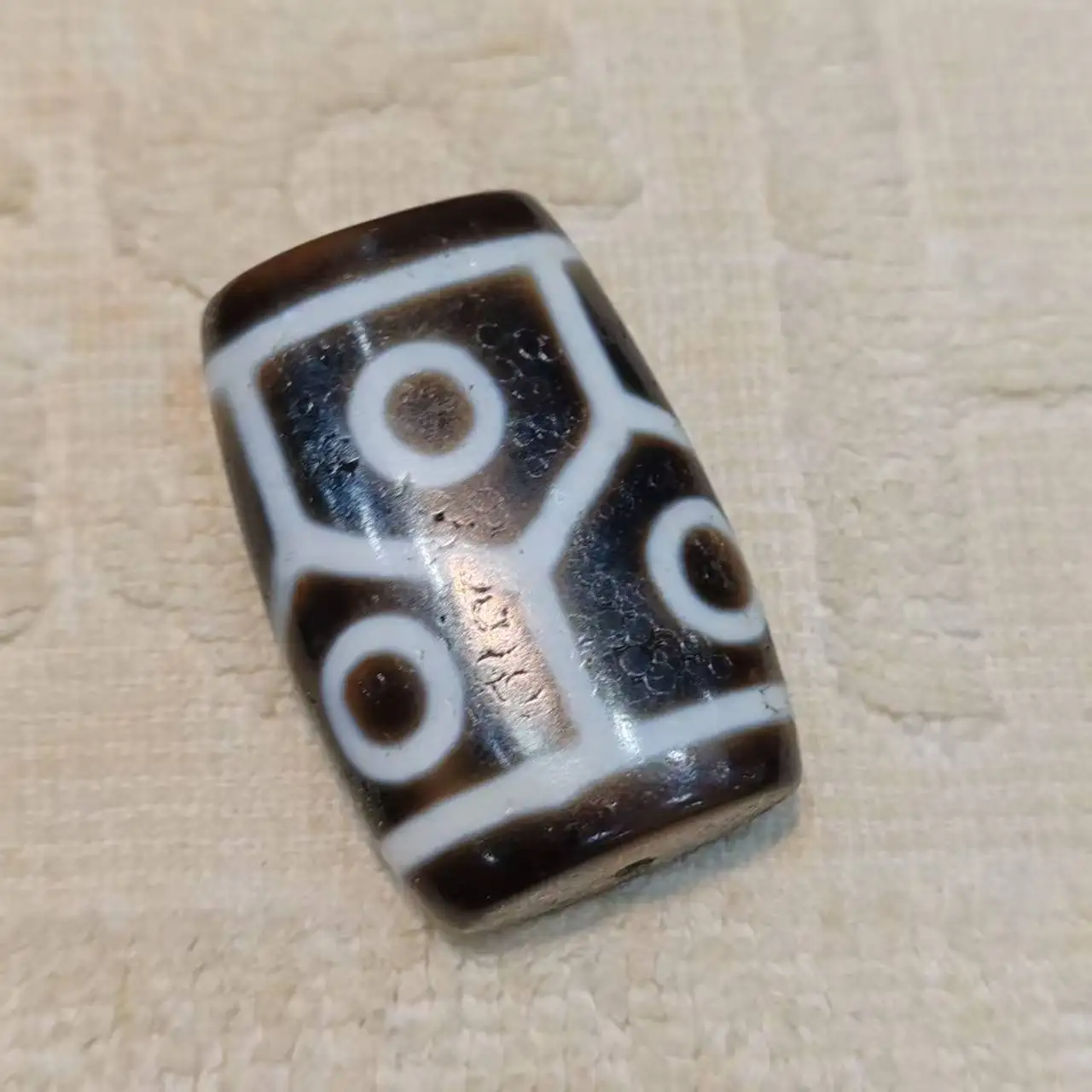 1 Pcs Special Offer: Tibetan Black and White High Oil Weathered Plate Bead Agate Tianzhu Necklace Pendant DIY Accessories Dzi