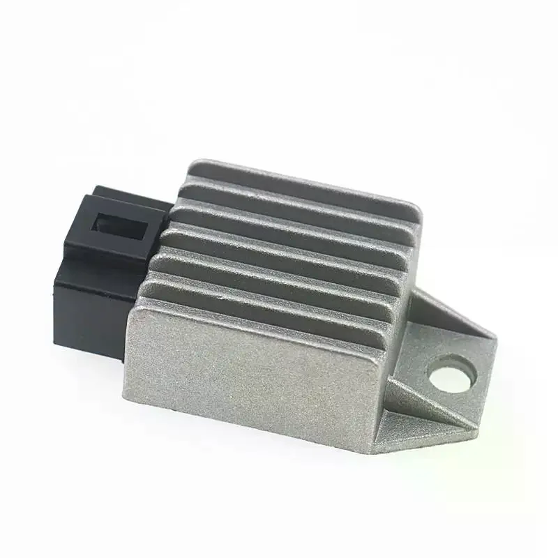 1Pcs Moped ATV Dirtbike Motocross Accessories For GY6 50 80 125 150CC 4 Pin Motorcycle Voltage Regulator Full Wave Rectifier