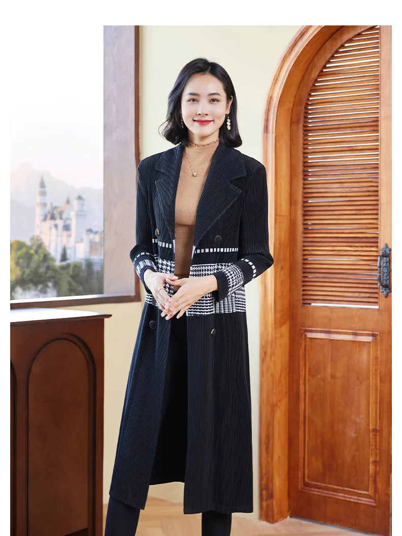 2024 New High Level Black Coat Women's Autumn And Winter Pleated Casual Mid-length Coat Large Size Women's Coat for Women Female
