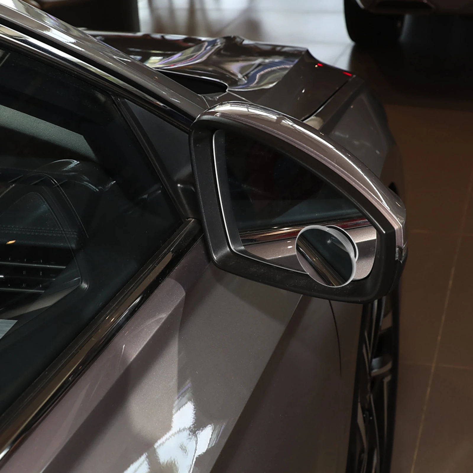 

2Pcs Small Round Blind Spot Mirrors Car Rearview Suction Cup Wide Angle Adjustable Rearview Mirror for Trucks Suv