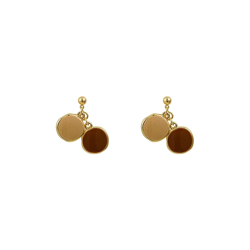 

stud earrings women's light luxury autumn and winter retro Hong Kong style high-end earrings