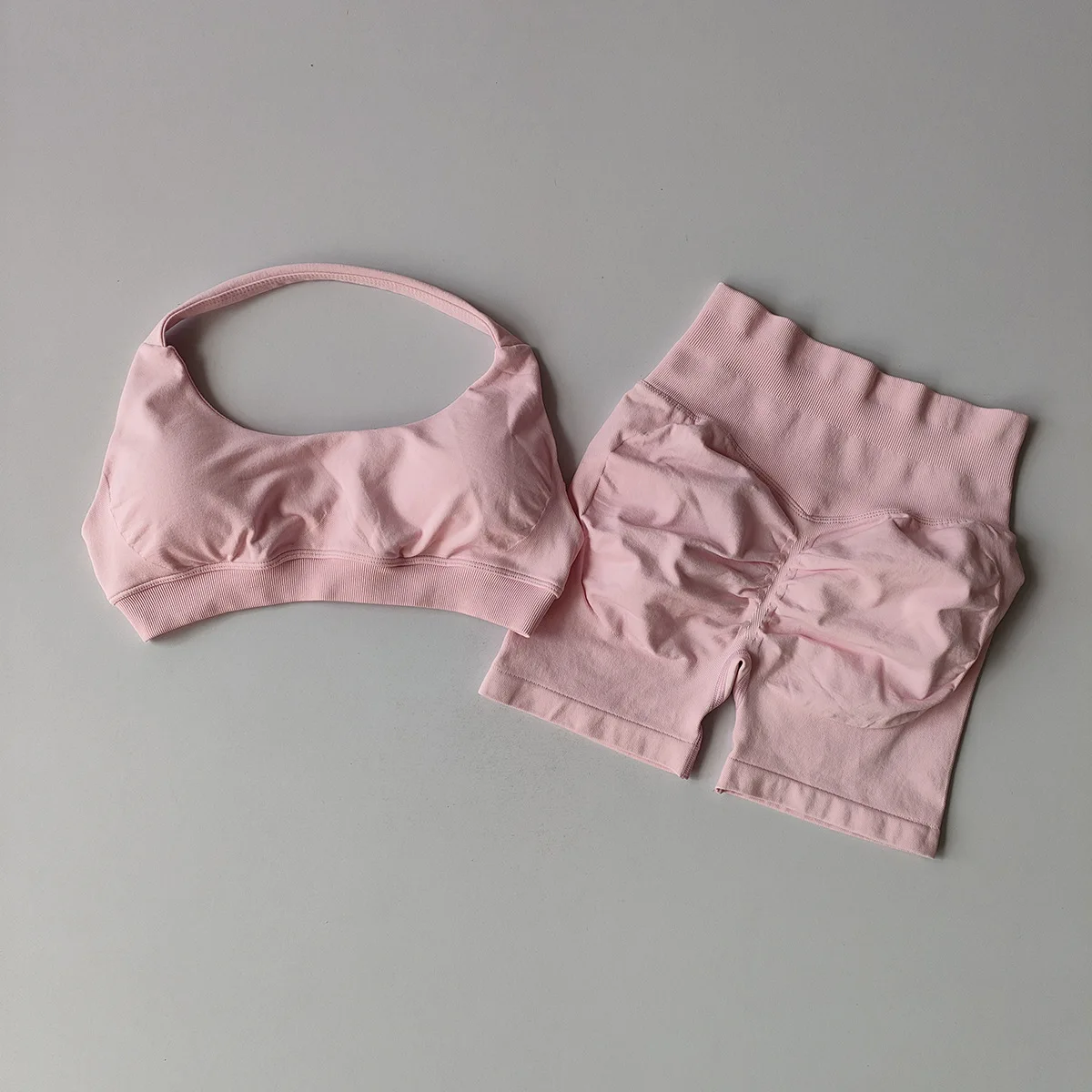 Dámská fitness souprava - sexy sportovní podprsenka s volným zadkem a kraťasy na jógu s vysokým pasem, fitness souprava na běhání v posilovně - náhled 4