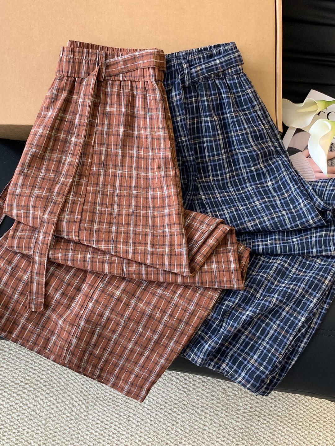 Casual Cotton Linen Wide Leg Pants Women's Loose Elastic Waist Plaid Pattern Straight Tube Long Trousers Autumn New Style