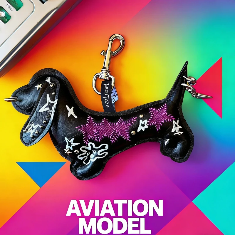 

Weird Hand Painted Dachshund Keychain Rivet Decorated Black Leather Bag Pendant Trendy Street Accessory For Women Men