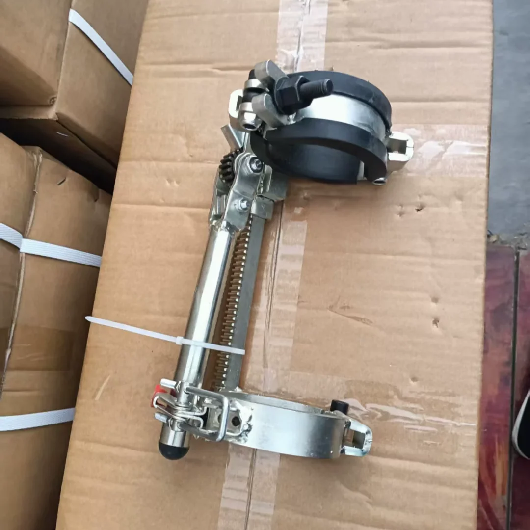 PP Pipe Installer Silent Tensioner Straight Flexible Socket Pp Silent Drain Pipe Butt Fastener