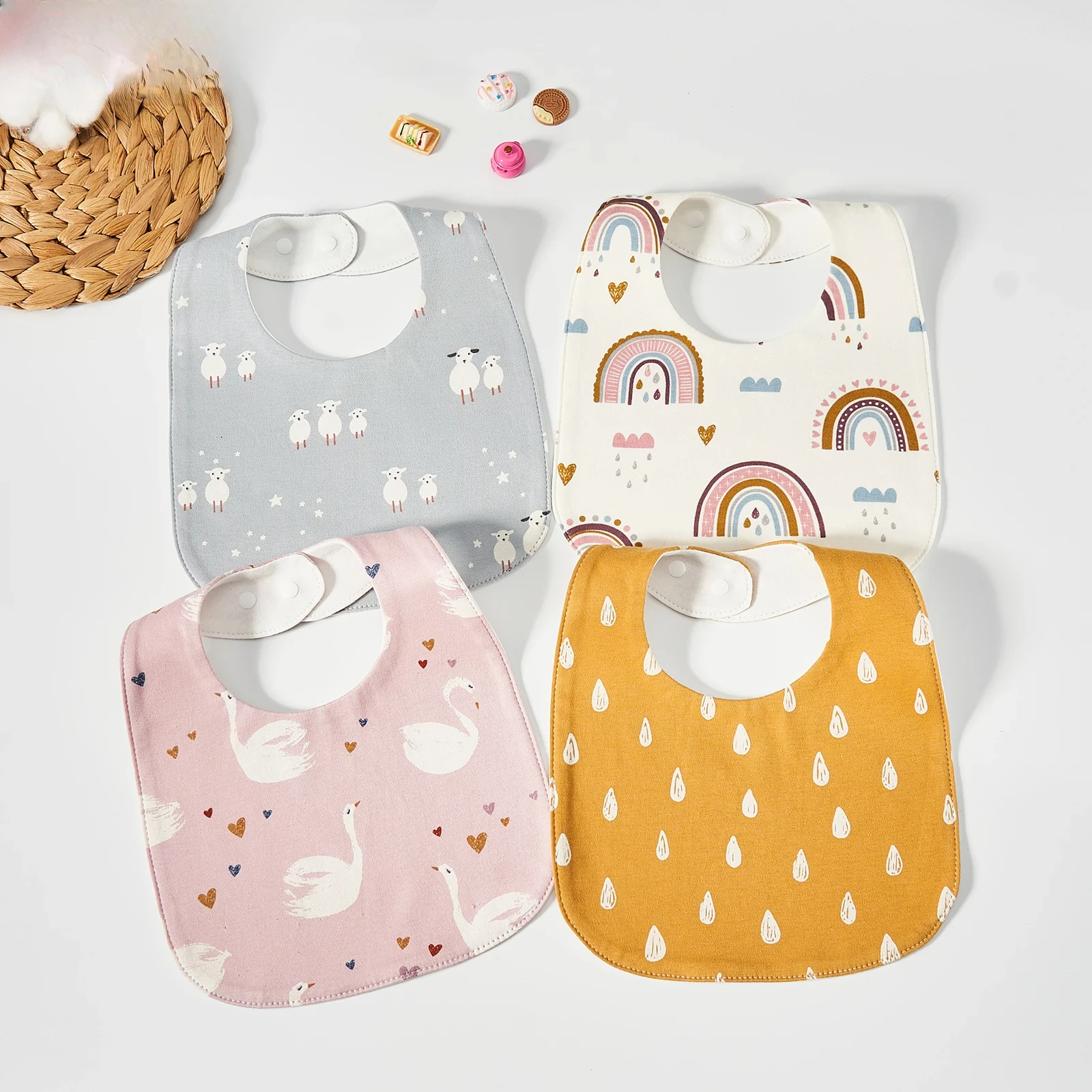 Baby Bibs Burp Cloths Bibs Soft Cotton Adjustable Bib U Shape Newborn Feeding Bib Infants Saliva Towe