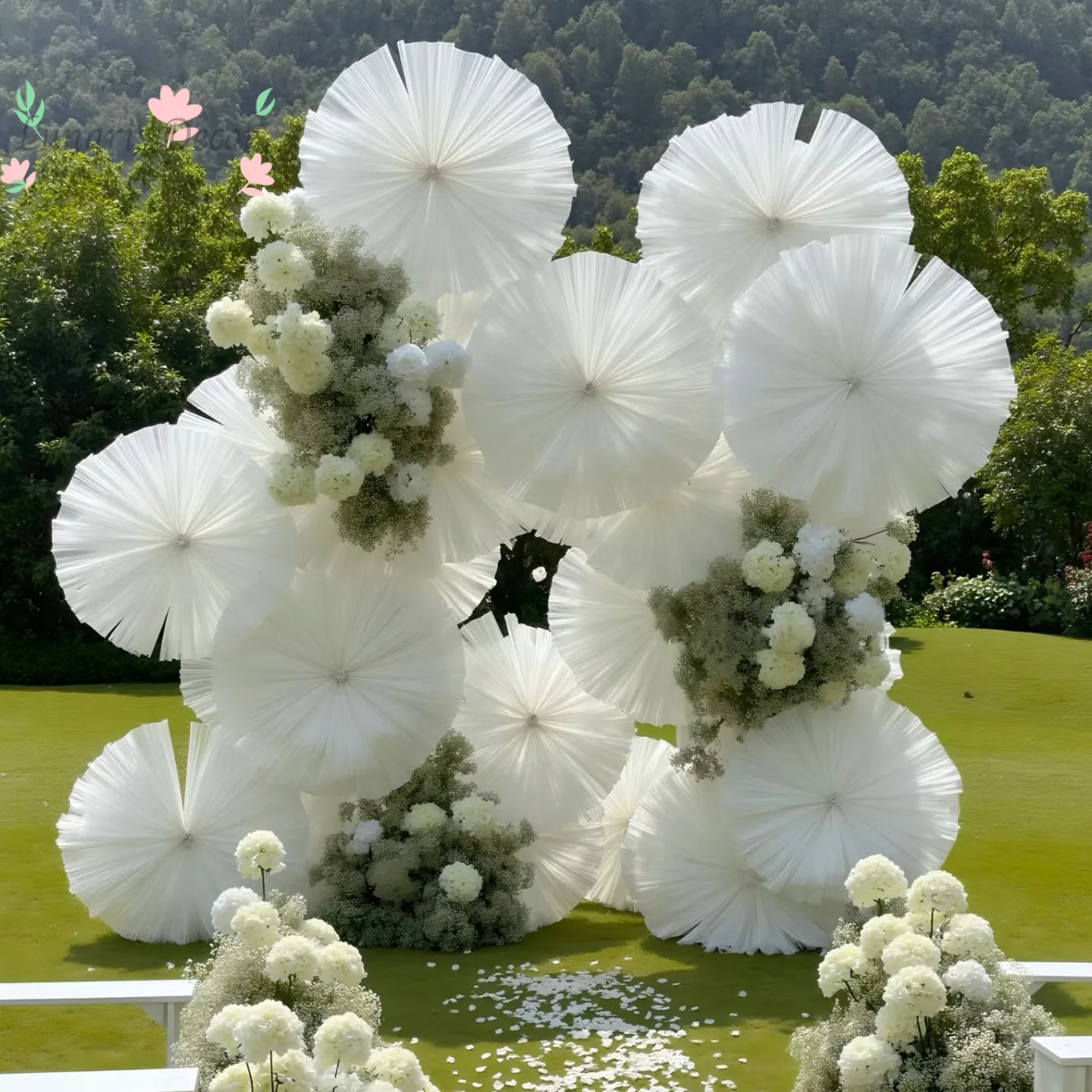 

Wedding outdoor lawn simulation decoration background wedding hall decoration layout
